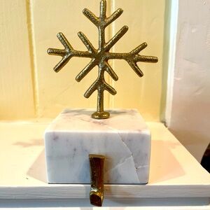 New Christmas Stocking Holder